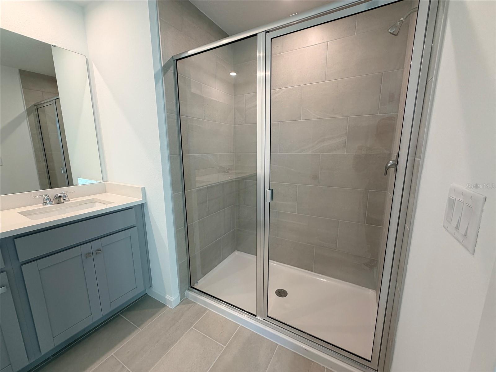 Image 41 of 74 For 9948 Red Canoe Alley