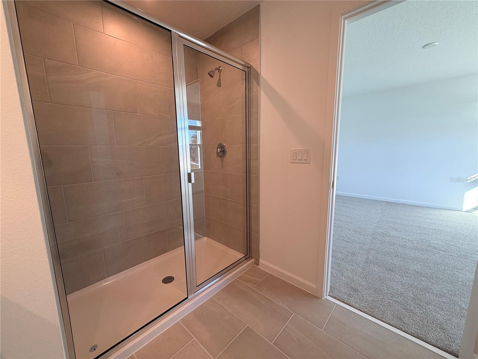 Image 43 of 74 For 9948 Red Canoe Alley