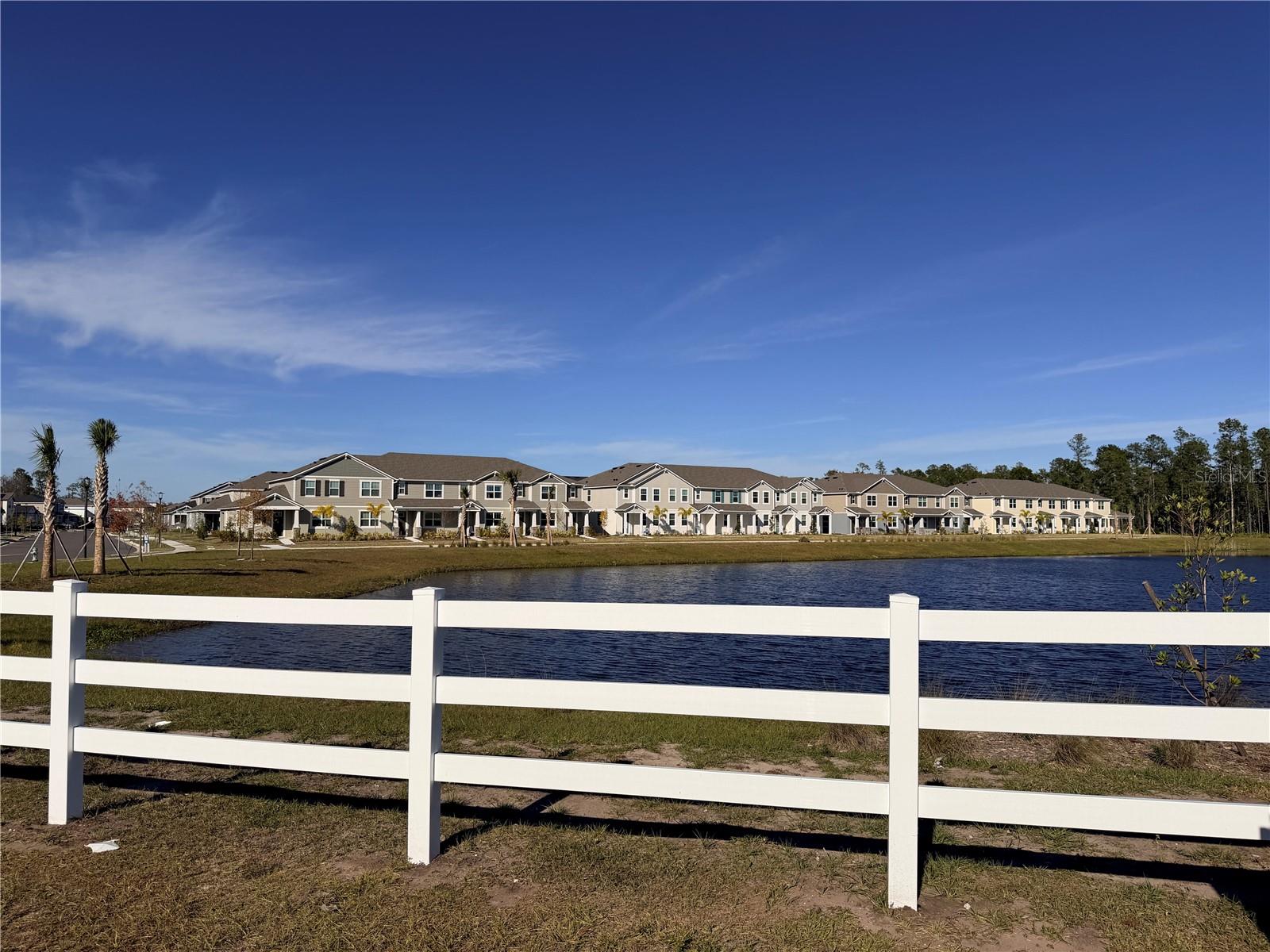 Image 46 of 74 For 9948 Red Canoe Alley