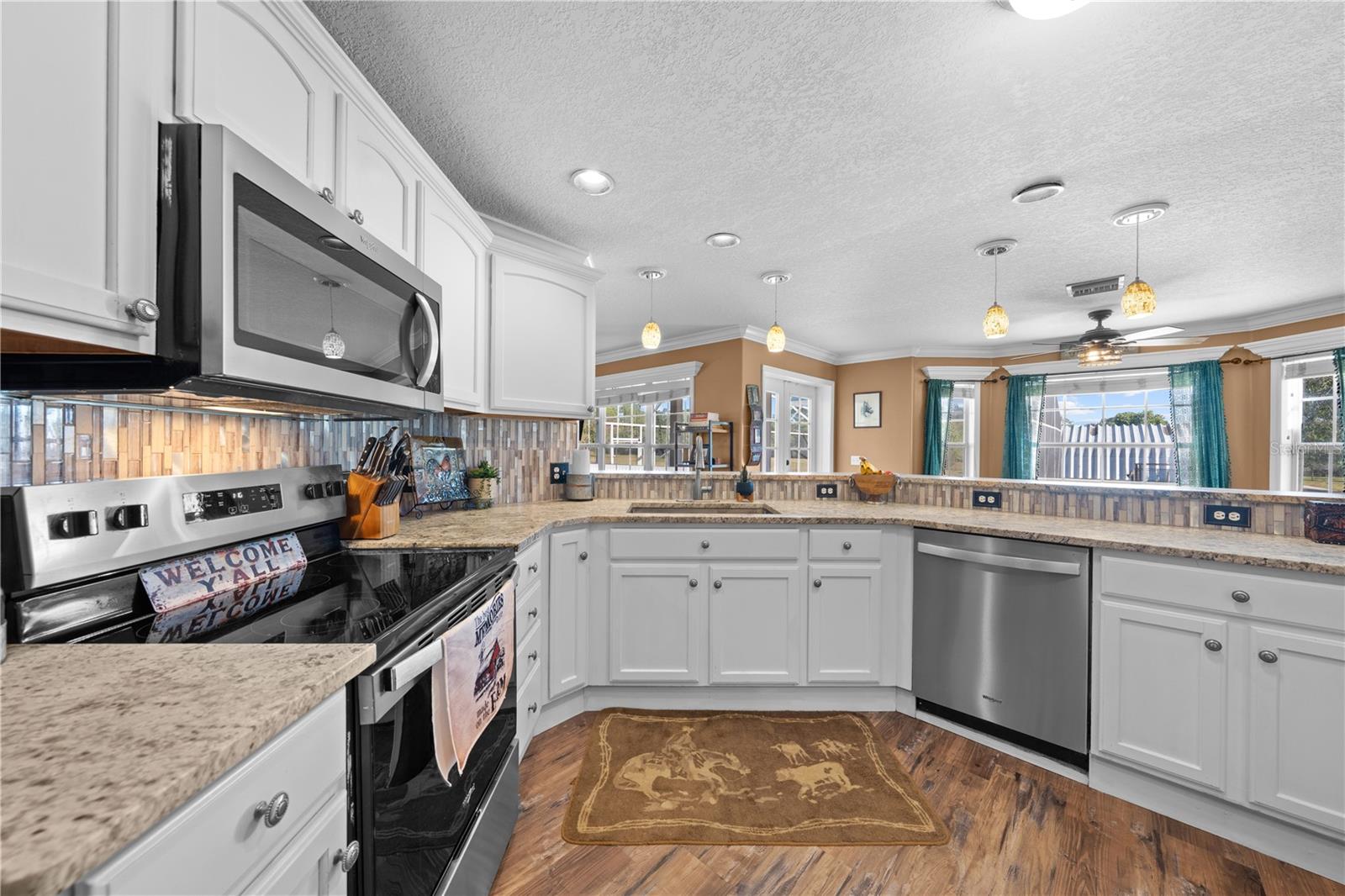 Image 34 of 64 For 3255 Tucker Avenue