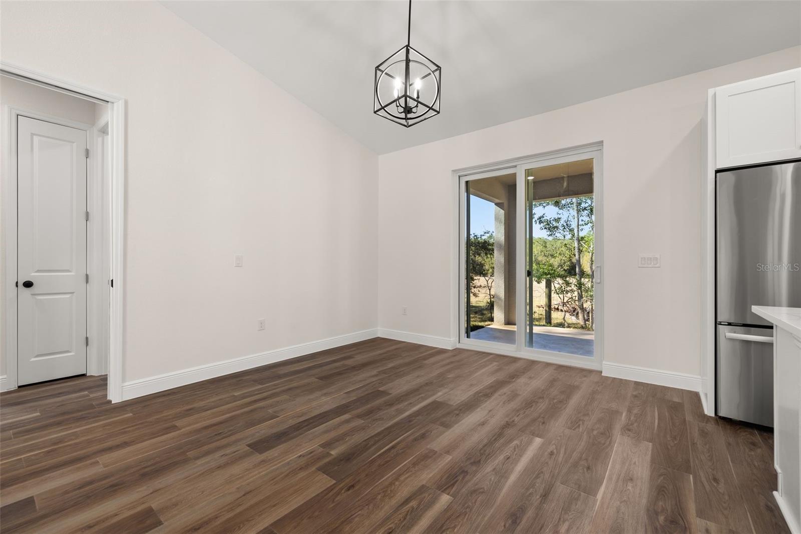 Image 13 of 38 For 2327 Monterey Road