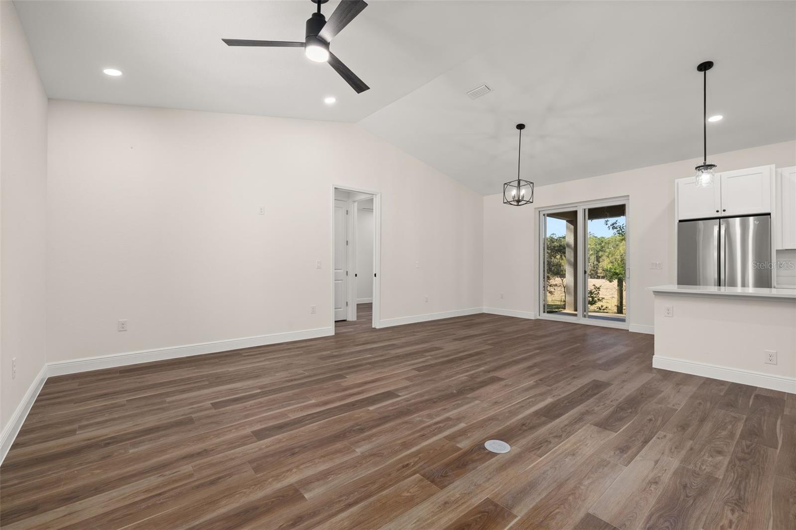 Image 15 of 38 For 2327 Monterey Road