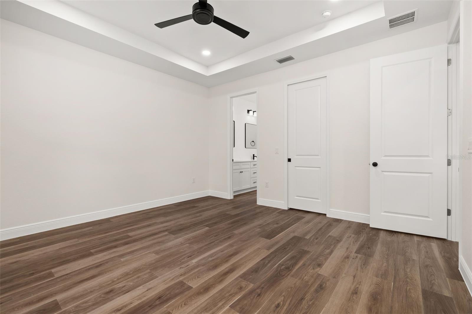 Image 20 of 38 For 2327 Monterey Road