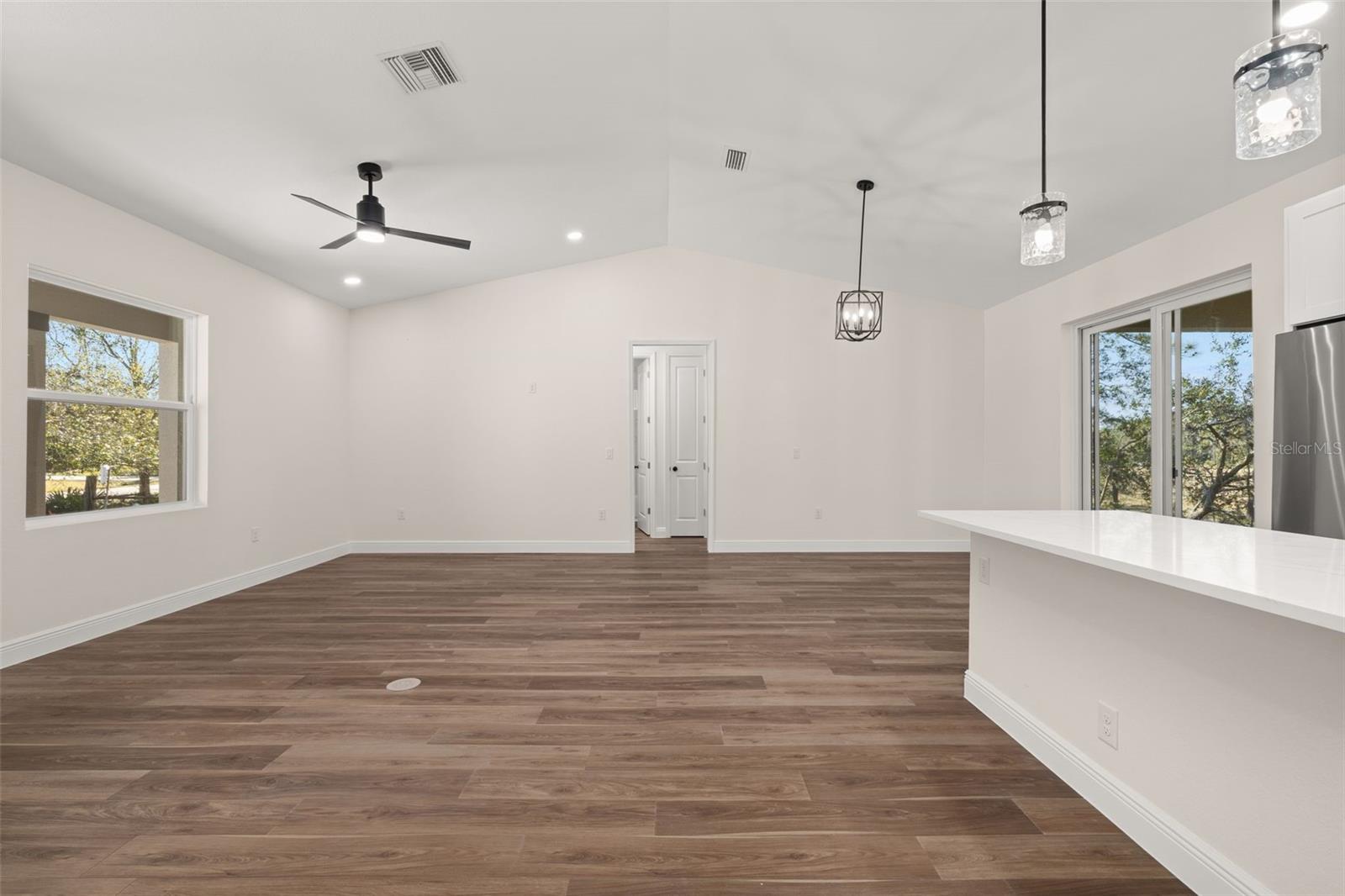 Image 21 of 38 For 2327 Monterey Road