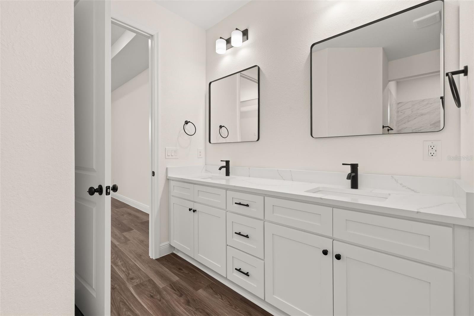 Image 31 of 38 For 2327 Monterey Road