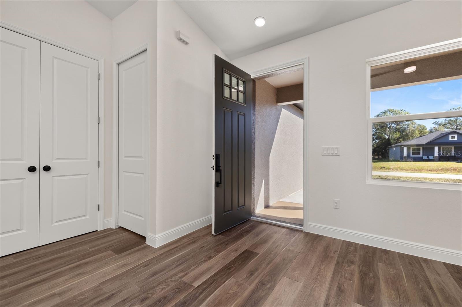 Image 6 of 38 For 2327 Monterey Road