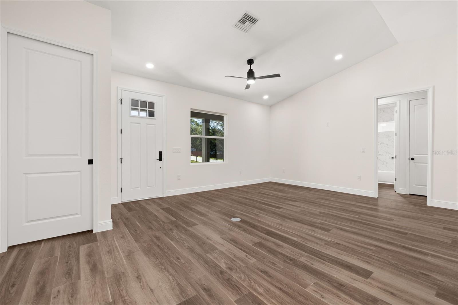 Image 9 of 38 For 2327 Monterey Road