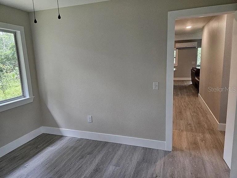 Image 11 of 15 For 5041 Olive Avenue