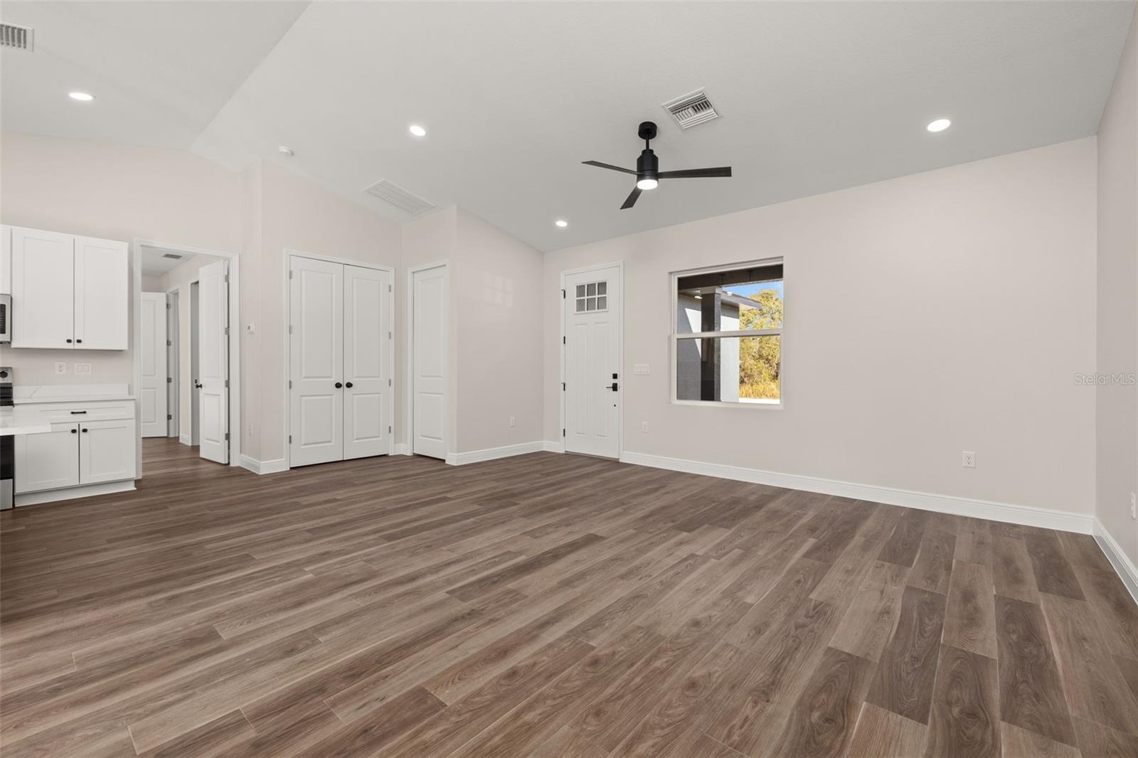 Image 43 of 47 For 3021 Kenosha Road