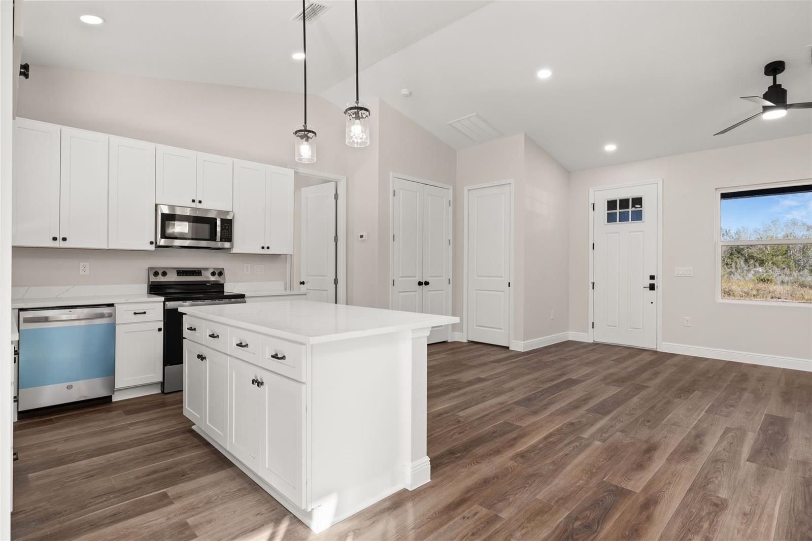 Image 45 of 47 For 3021 Kenosha Road