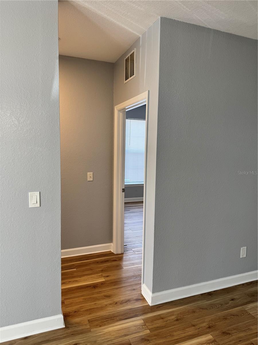 Image 10 of 21 For 3177 Feltrim Place 201