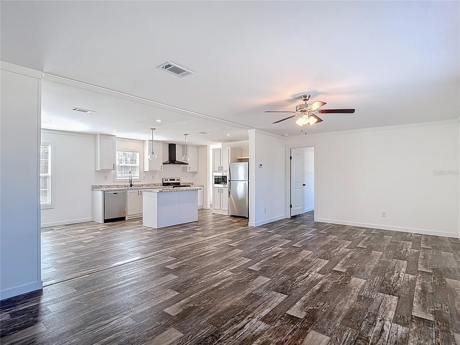 Image 2 of 45 For 12118 Pitcairn Street