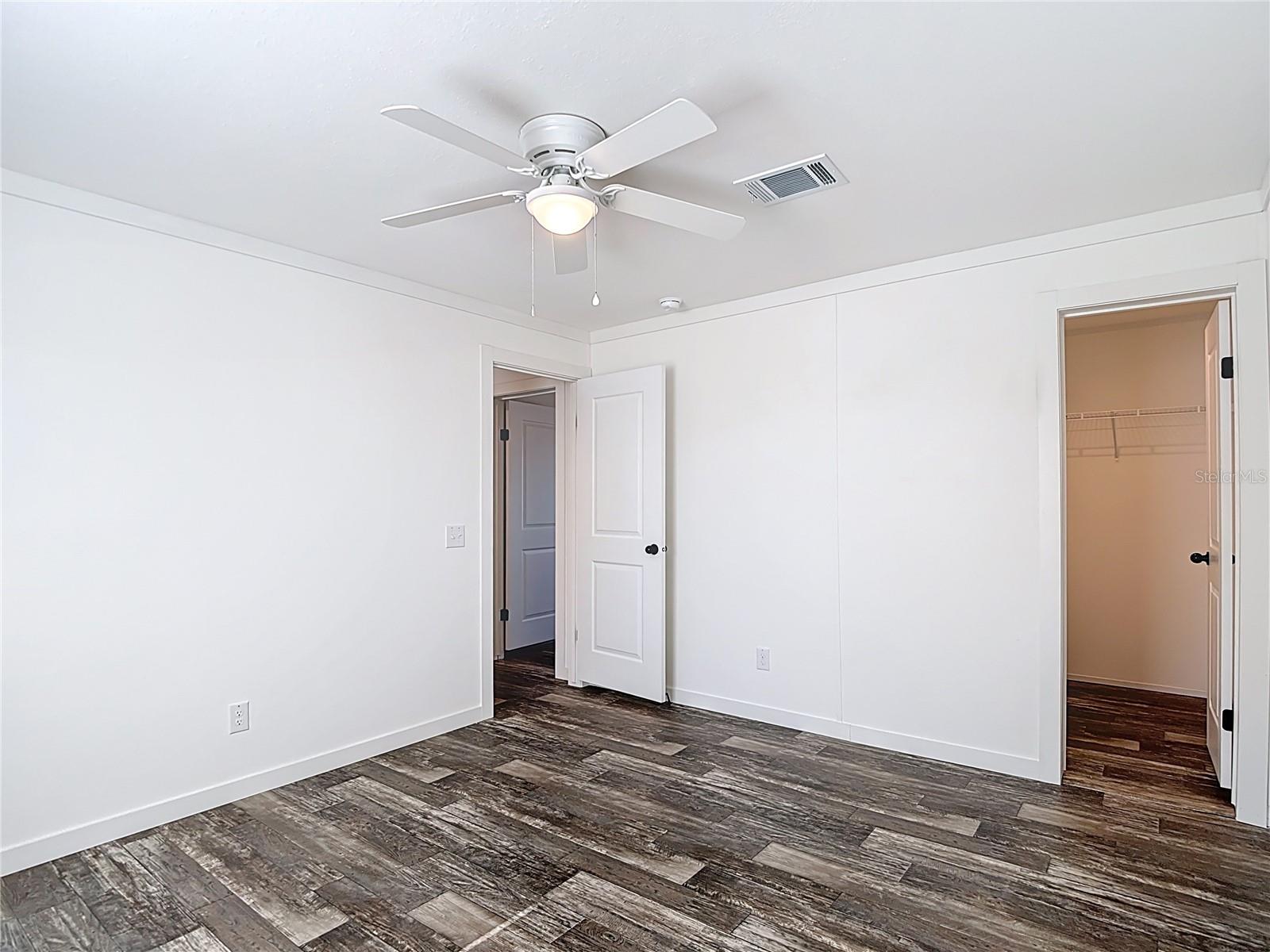 Image 20 of 45 For 12118 Pitcairn Street