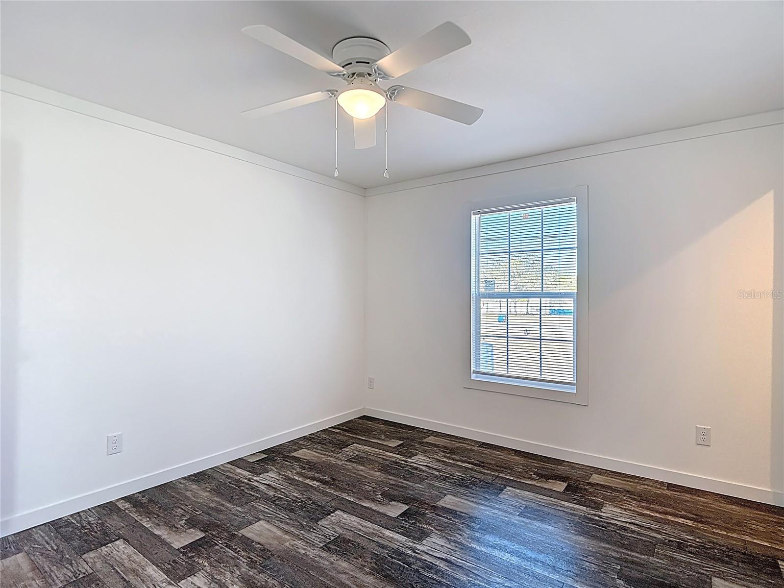 Image 23 of 45 For 12118 Pitcairn Street