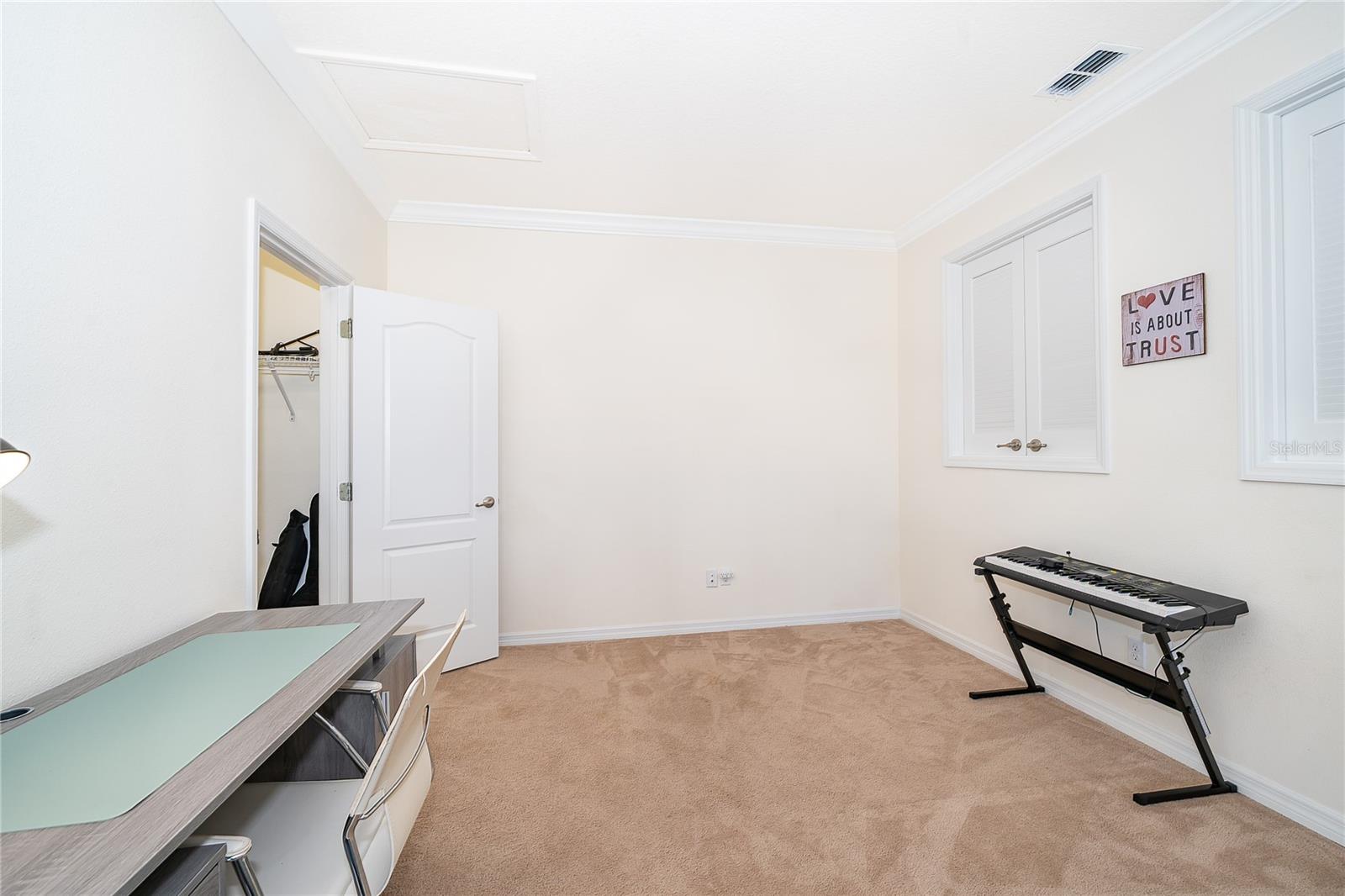 Image 18 of 53 For 8602 Finsen Street