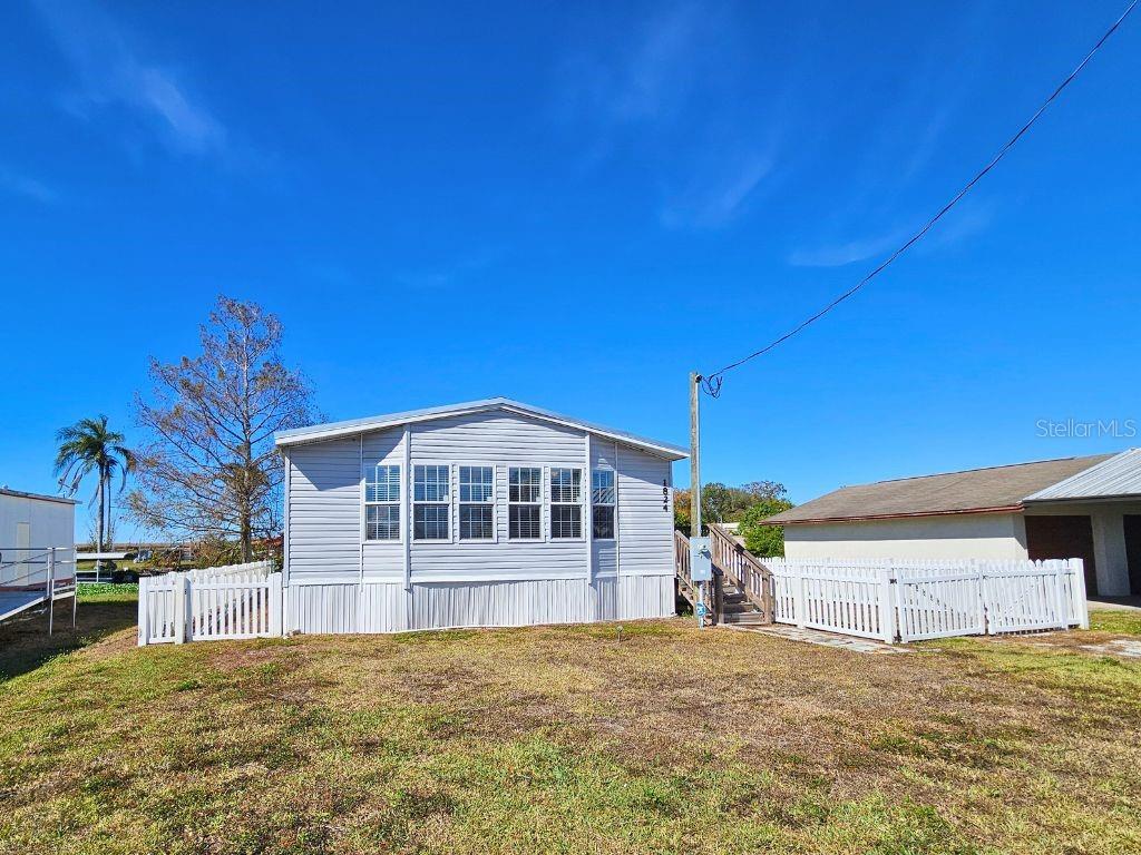 Details for 1824 Riverside Drive, MOORE HAVEN, FL 33471