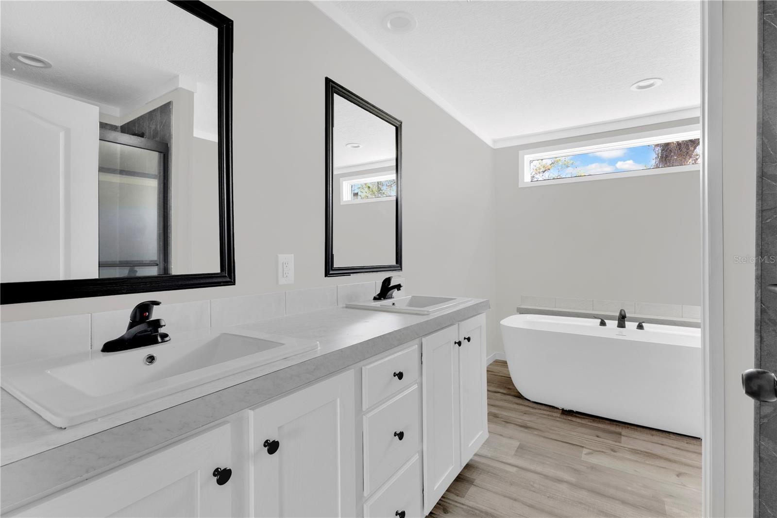 Image 12 of 30 For 4835 Nova Avenue