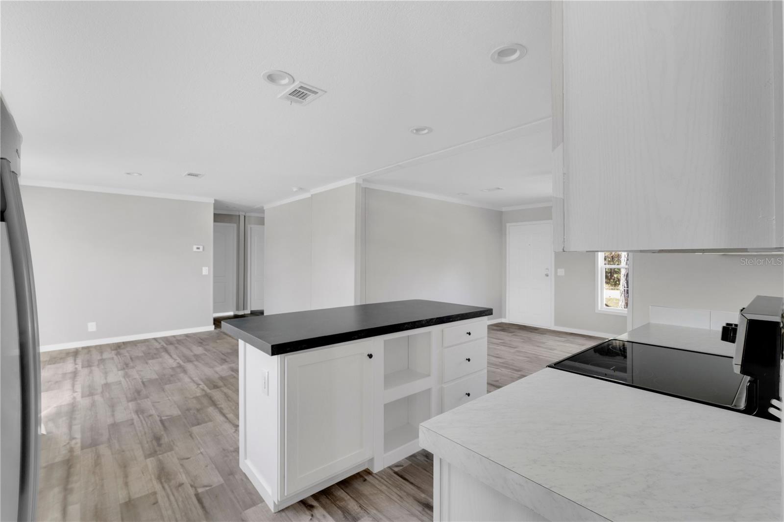 Image 8 of 30 For 4835 Nova Avenue