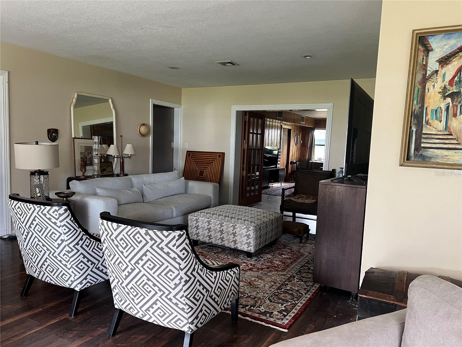 Image 7 of 17 For 9279 Silver Lake Drive