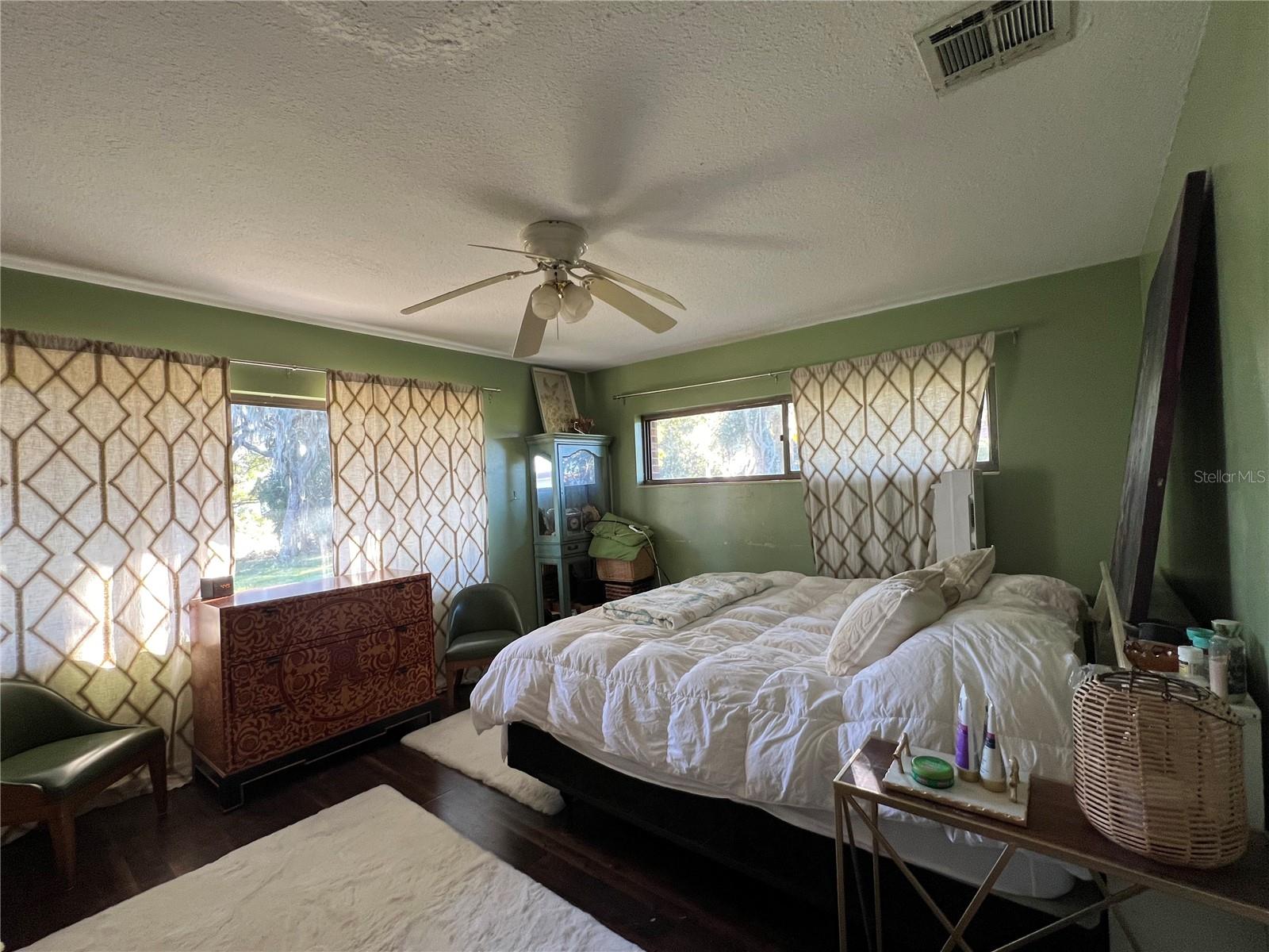 Image 9 of 17 For 9279 Silver Lake Drive