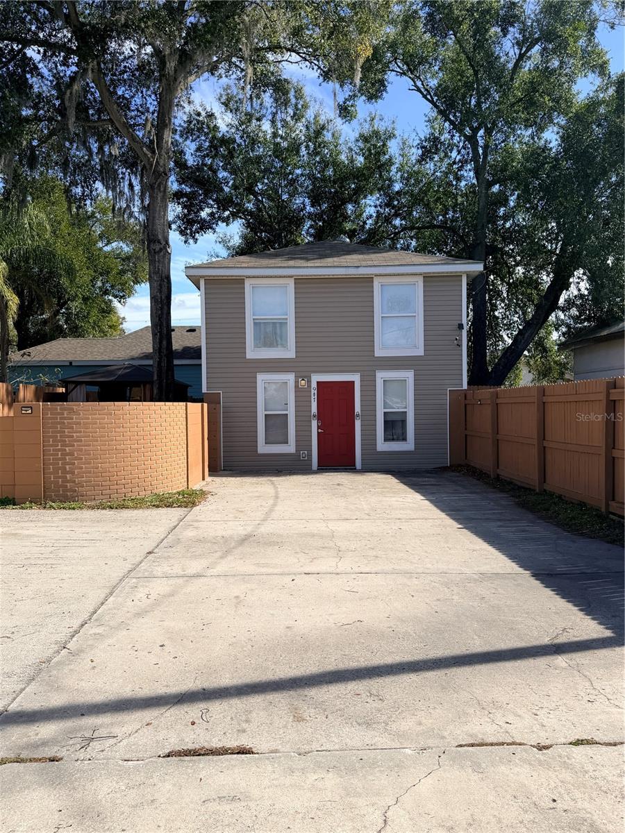 Image 3 of 23 For 907 Wabash Avenue