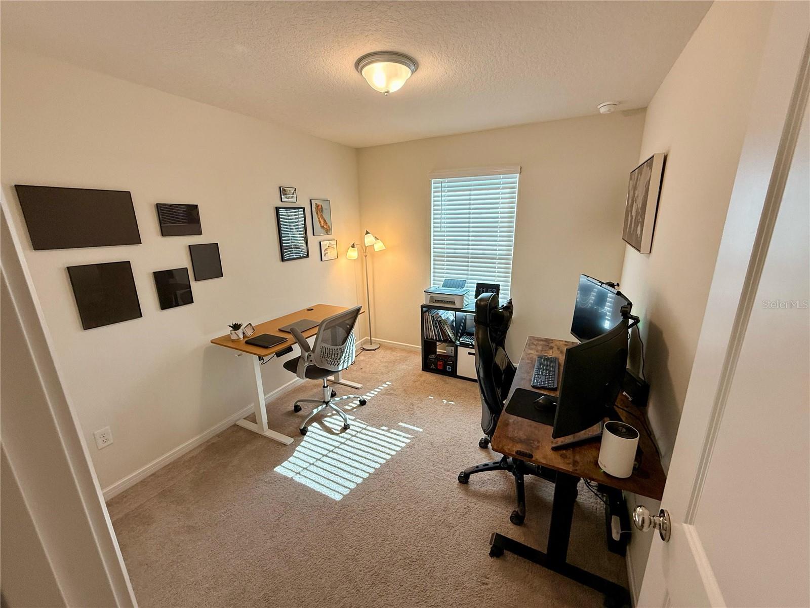 Image 33 of 45 For 10923 Leafshore Loop