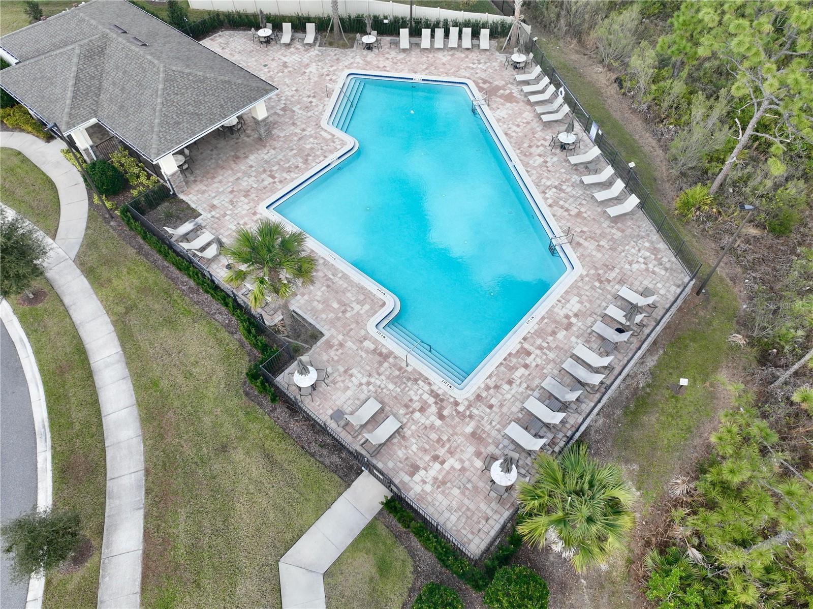 Image 39 of 45 For 10923 Leafshore Loop