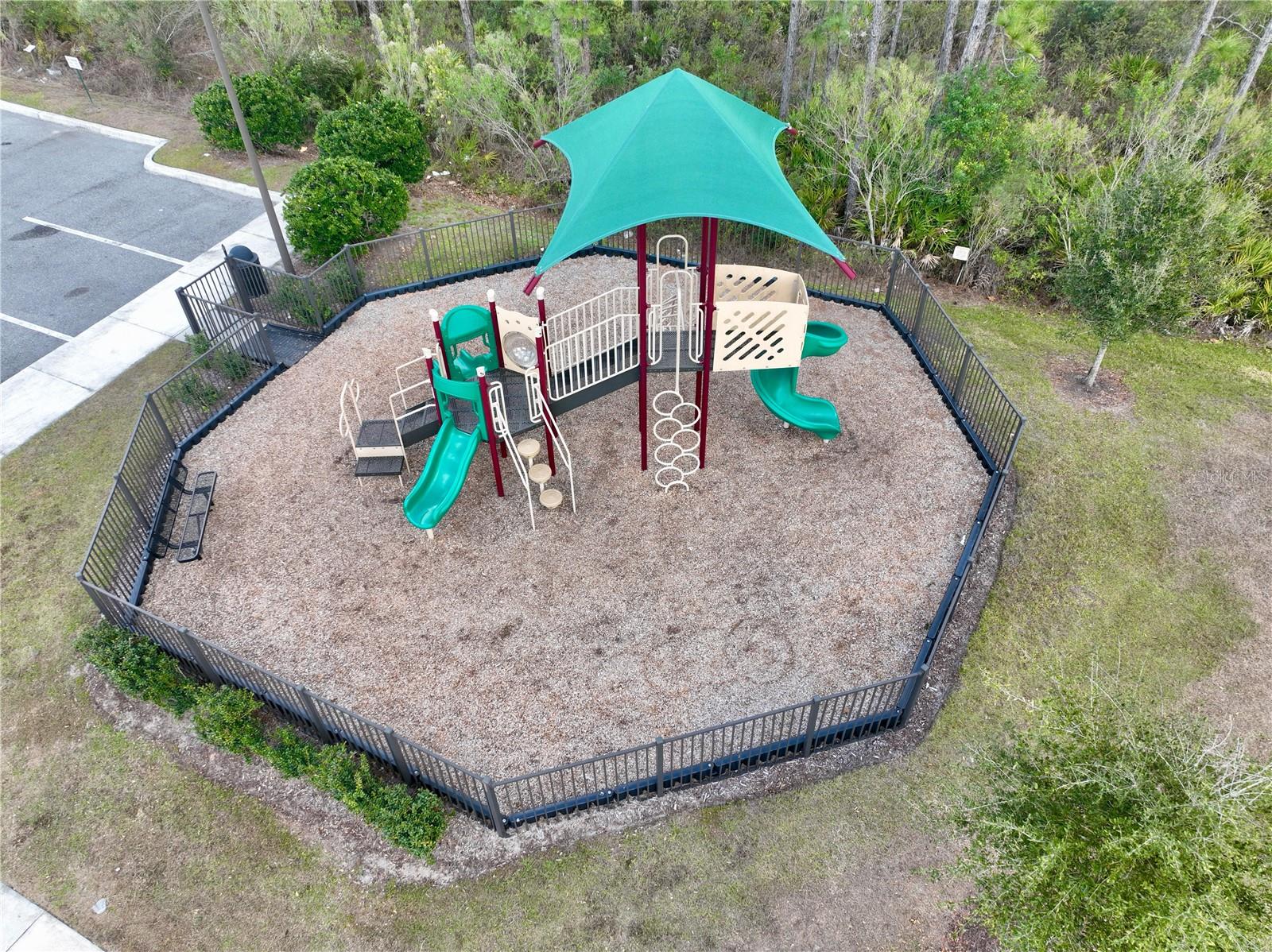 Image 40 of 45 For 10923 Leafshore Loop