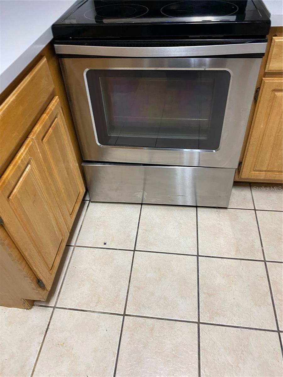 Image 12 of 12 For 6413 Astor Villages  210