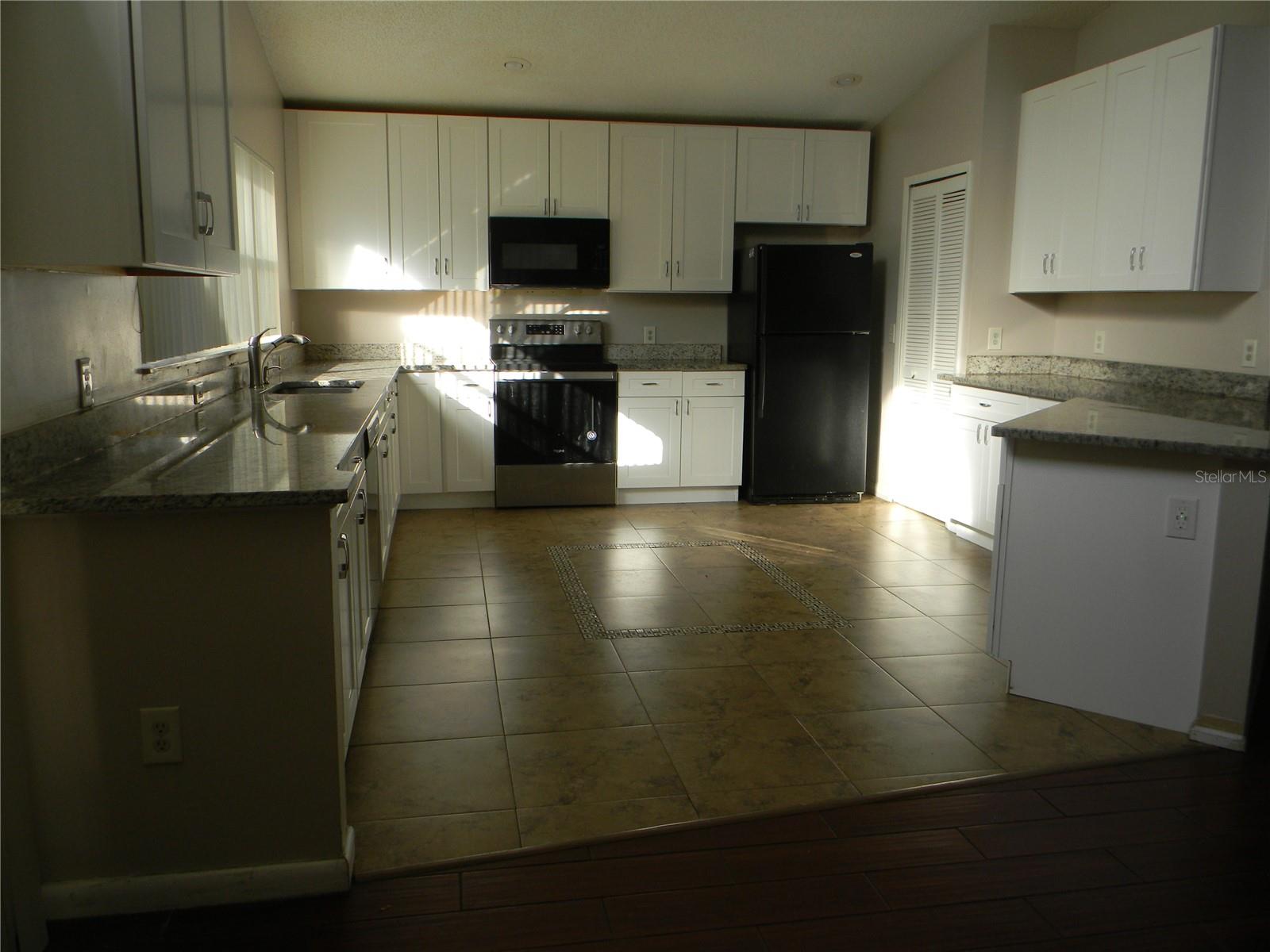 Image 10 of 27 For 150 Abbey Hollow Drive