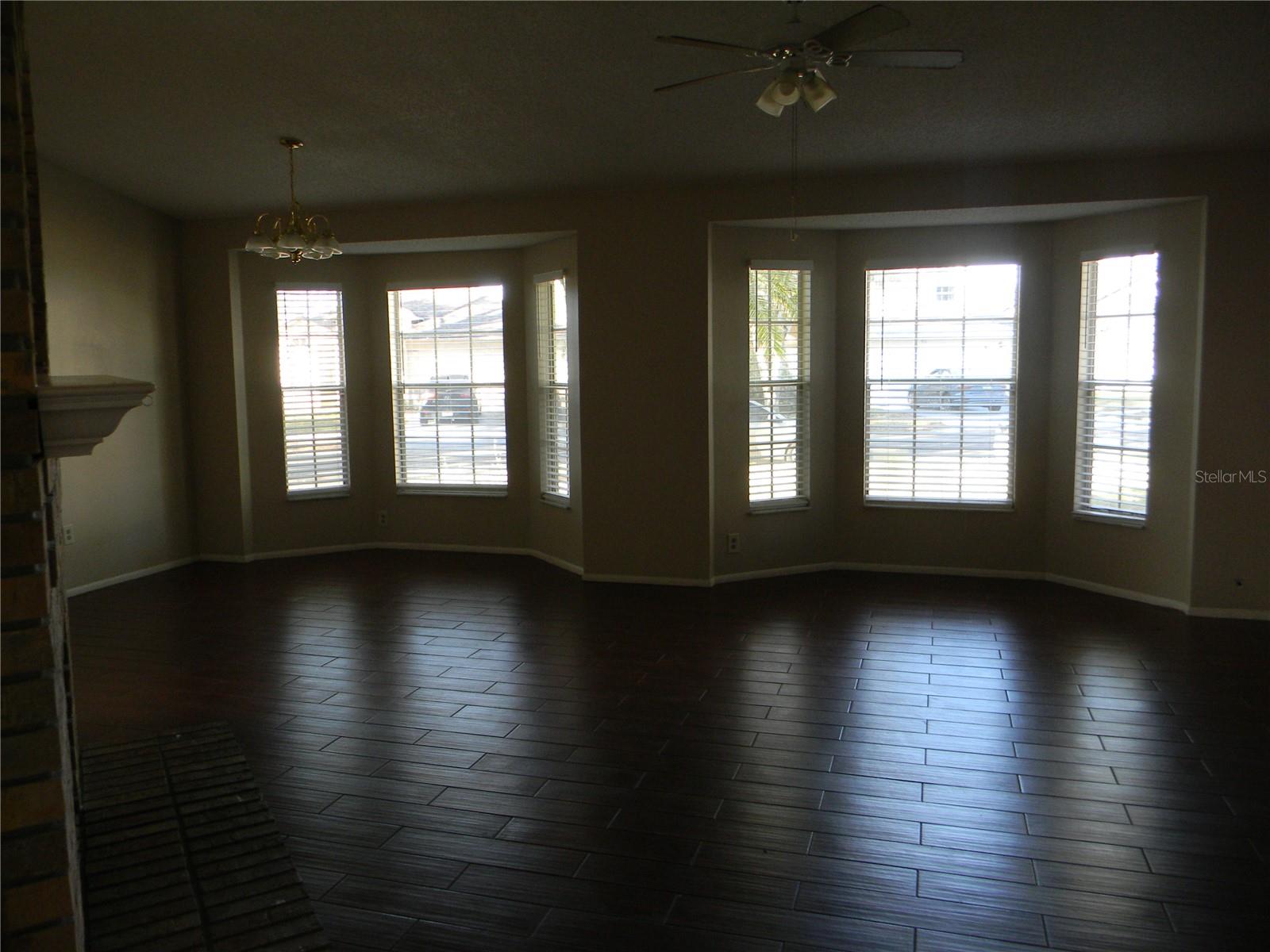 Image 4 of 27 For 150 Abbey Hollow Drive