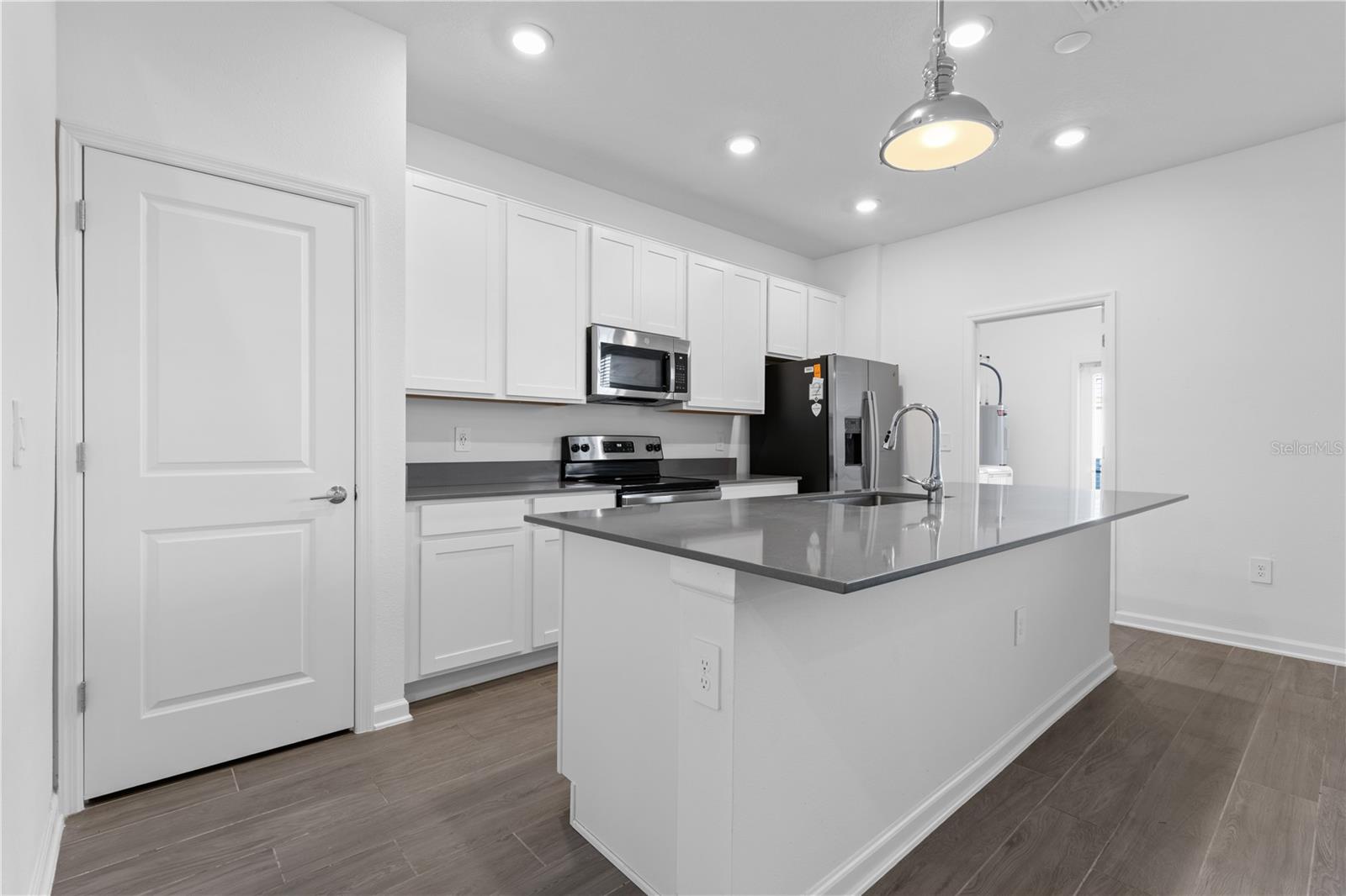 Image 37 of 81 For 15633 Water Spring Boulevard