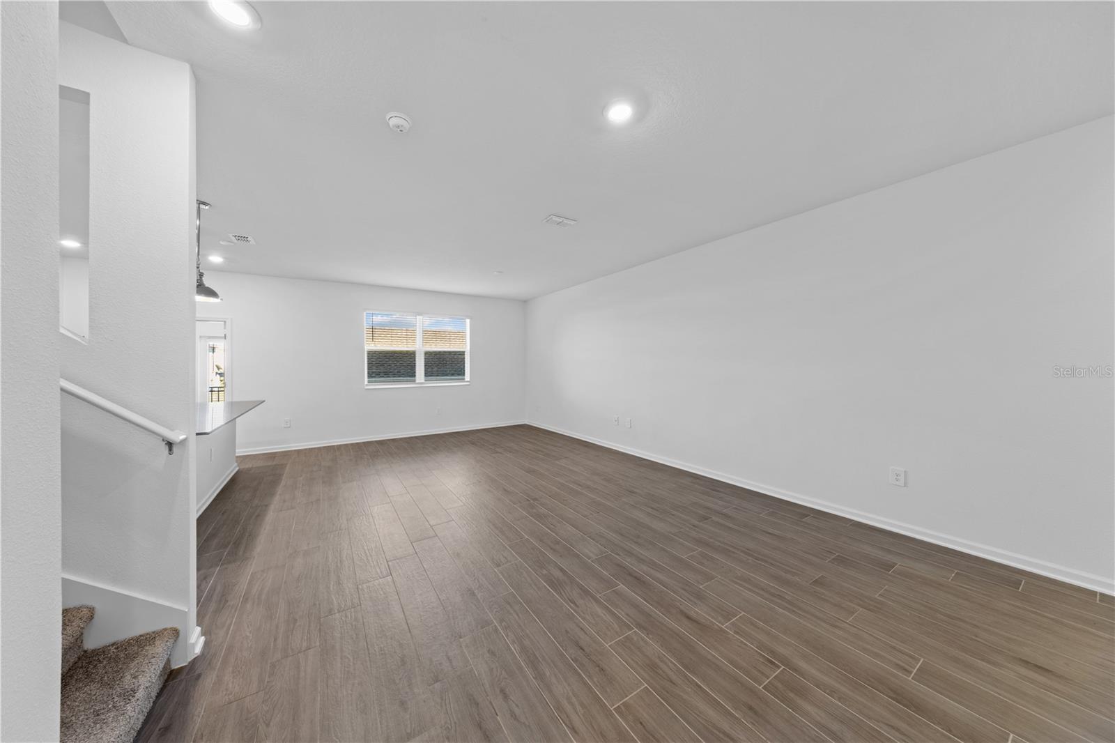 Image 52 of 81 For 15633 Water Spring Boulevard