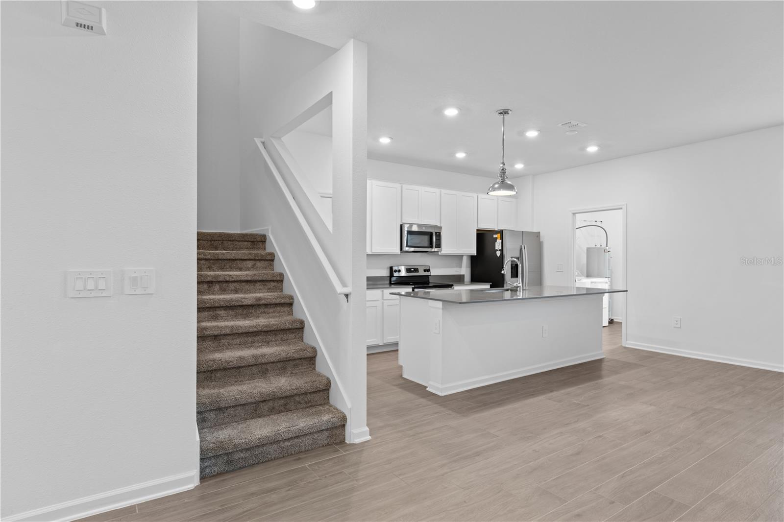 Image 54 of 81 For 15633 Water Spring Boulevard