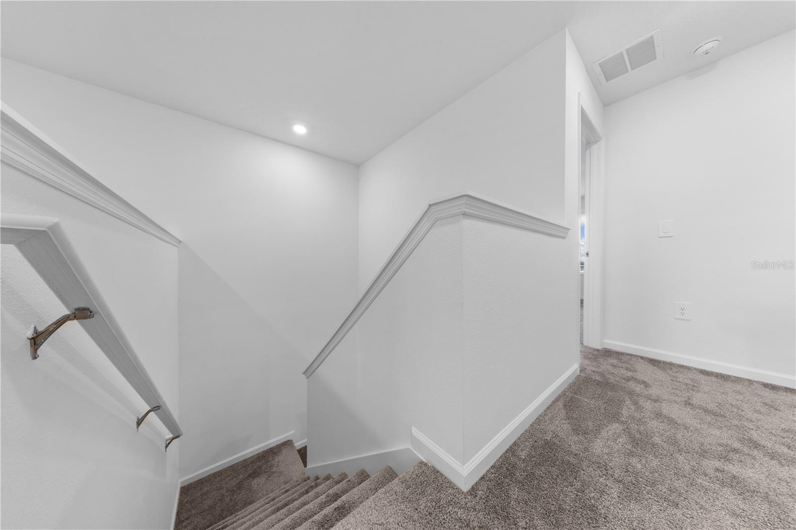 Image 71 of 81 For 15633 Water Spring Boulevard