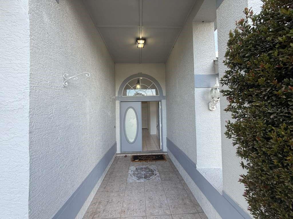 Image 2 of 33 For 2009 River Park Boulevard