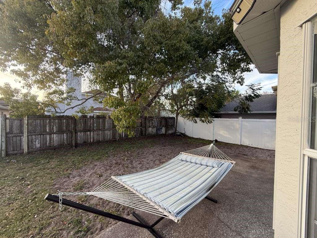 Image 30 of 33 For 2009 River Park Boulevard