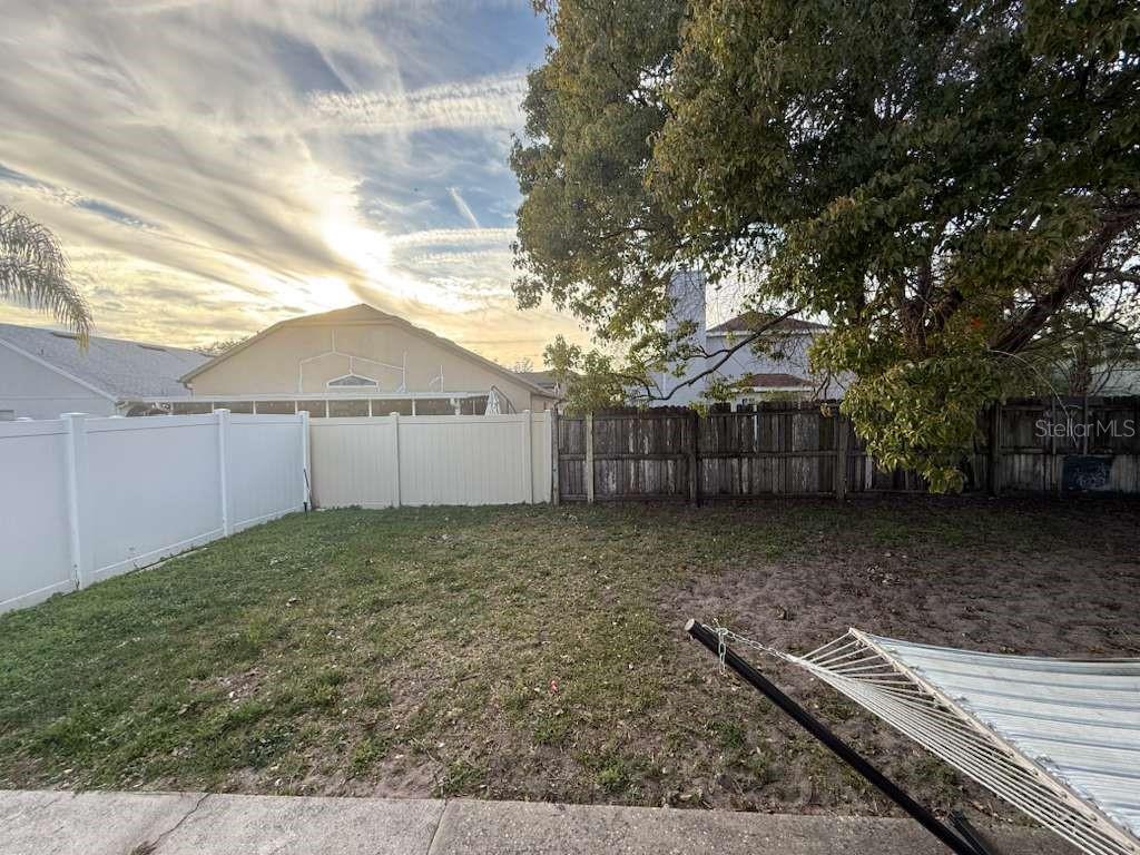 Image 31 of 33 For 2009 River Park Boulevard