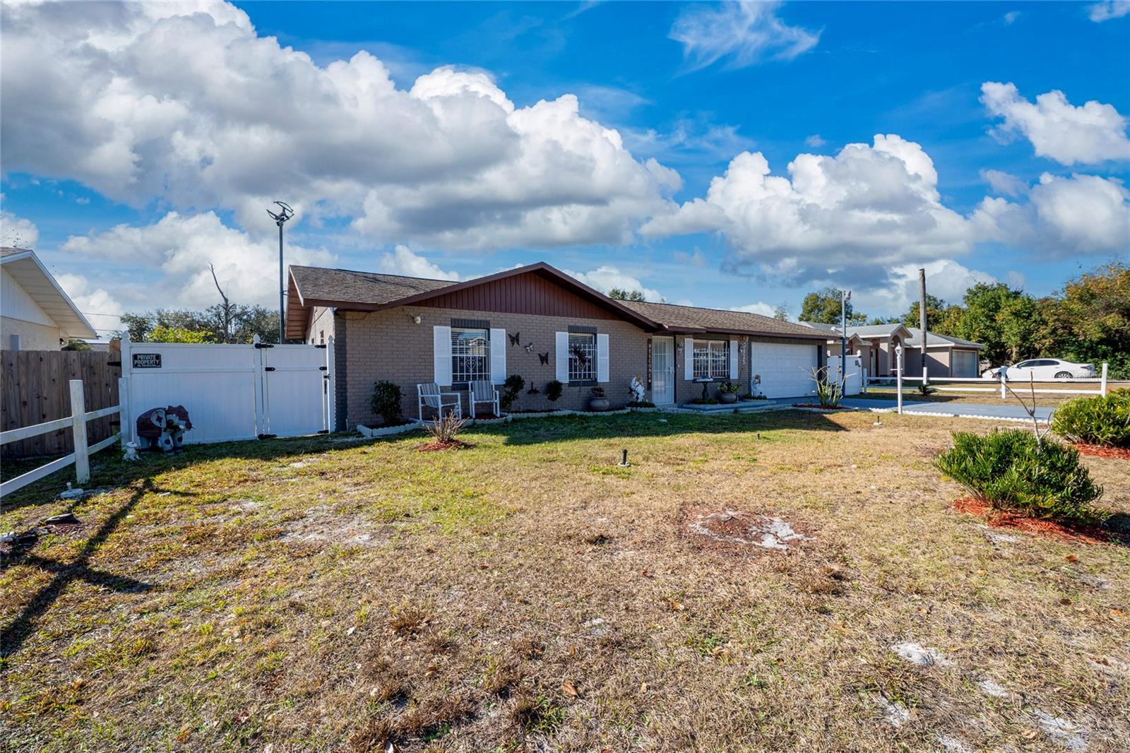 Image 2 of 18 For 2825 Beal Street