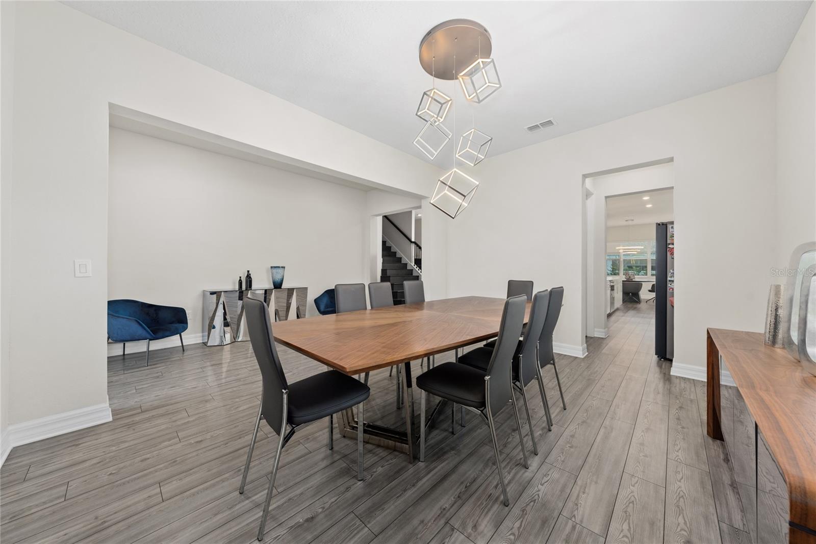 Image 8 of 51 For 8024 Leaf Grove Circle Circle