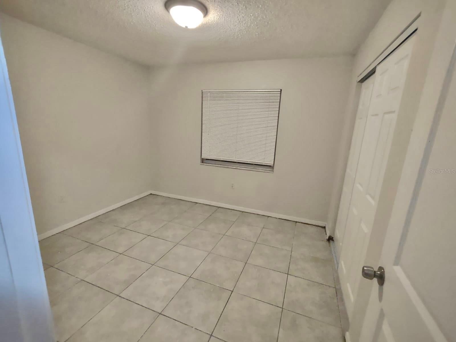 Image 8 of 9 For 1704 Birchwood Circle 1