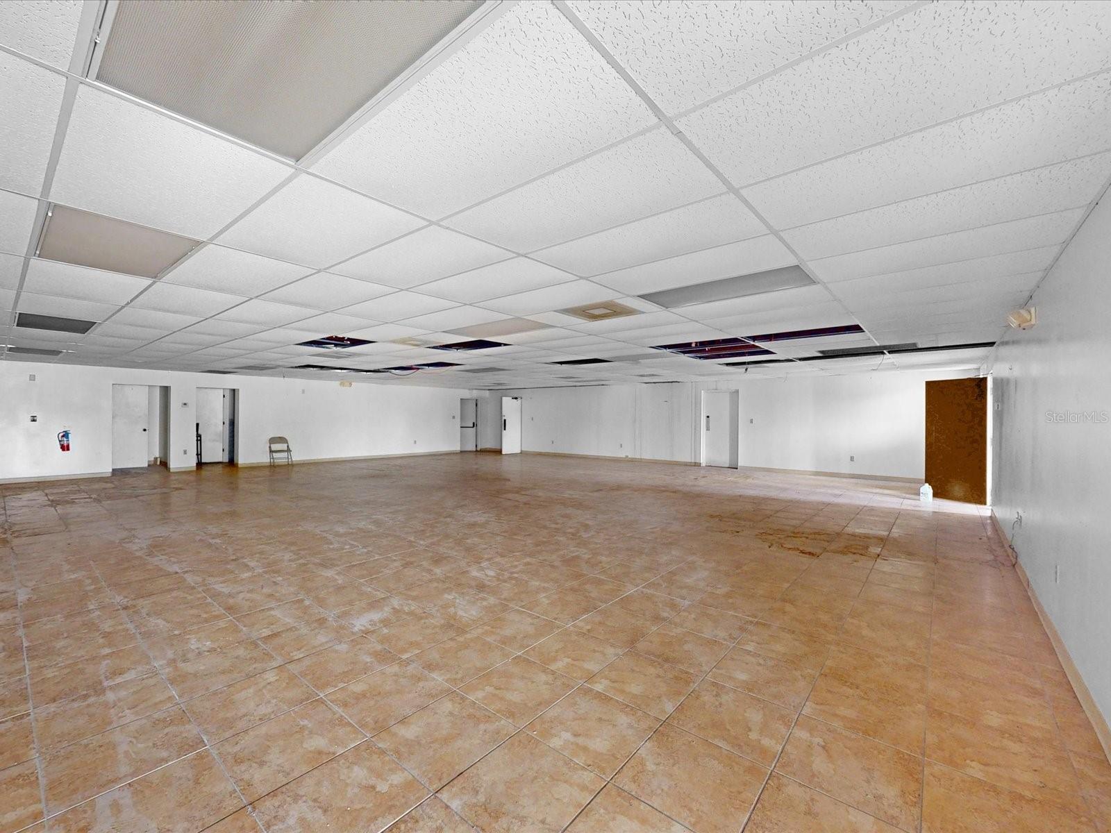 Listing photo id 14 for 3425 Forsyth Road