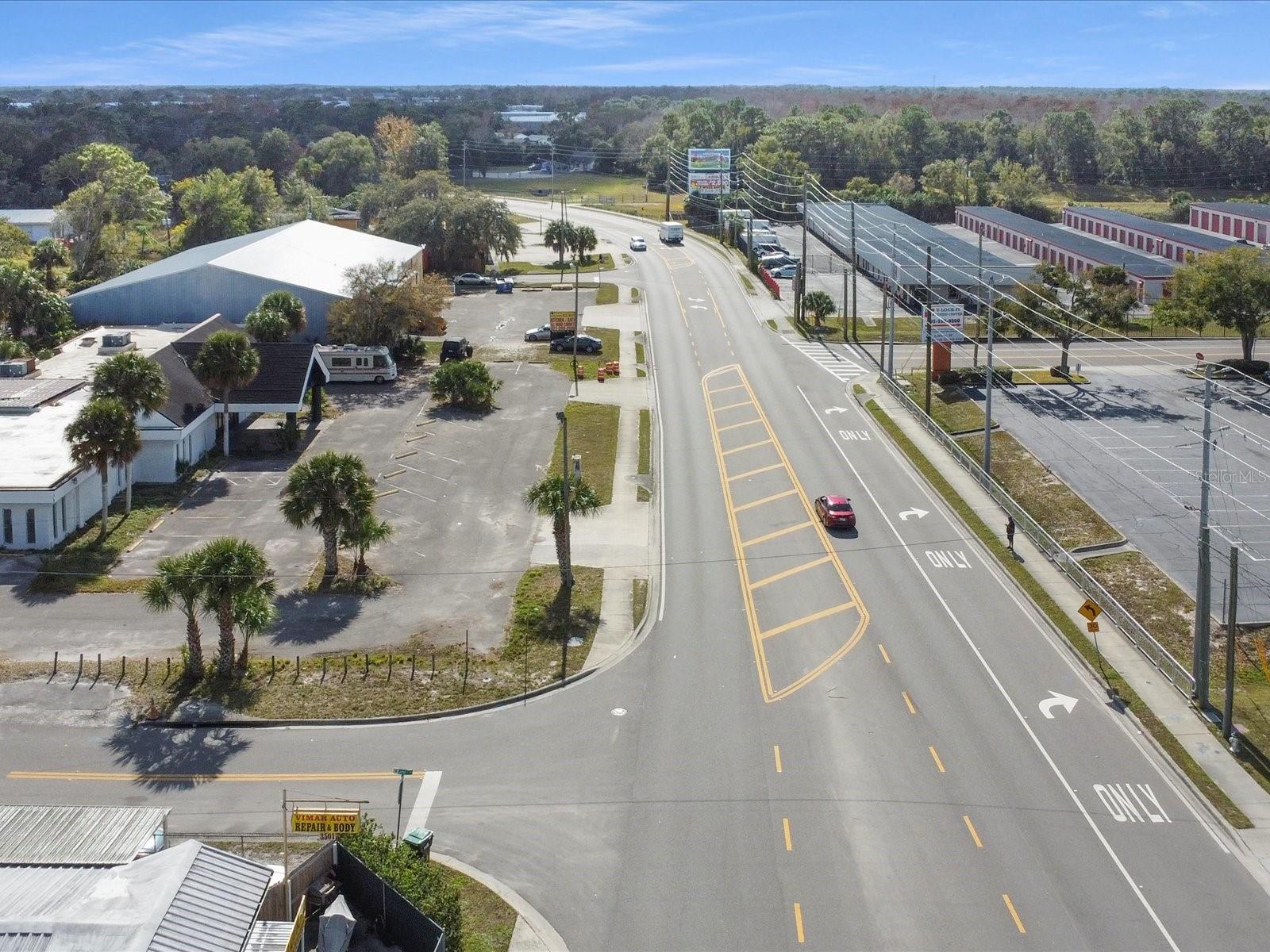 Listing photo id 31 for 3425 Forsyth Road