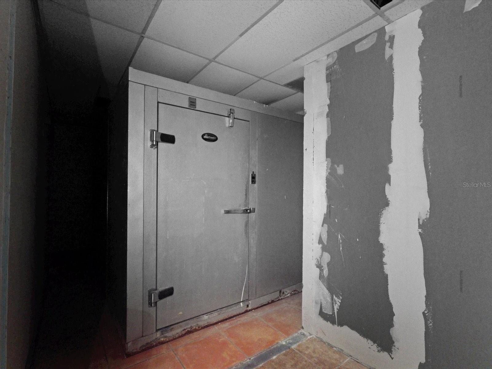 Listing photo id 7 for 3425 Forsyth Road