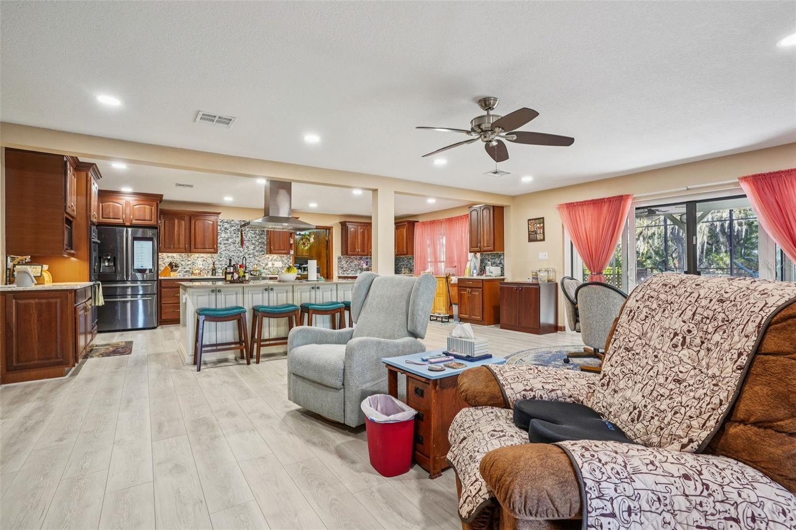 Image 17 of 78 For 29207 Old Mill W