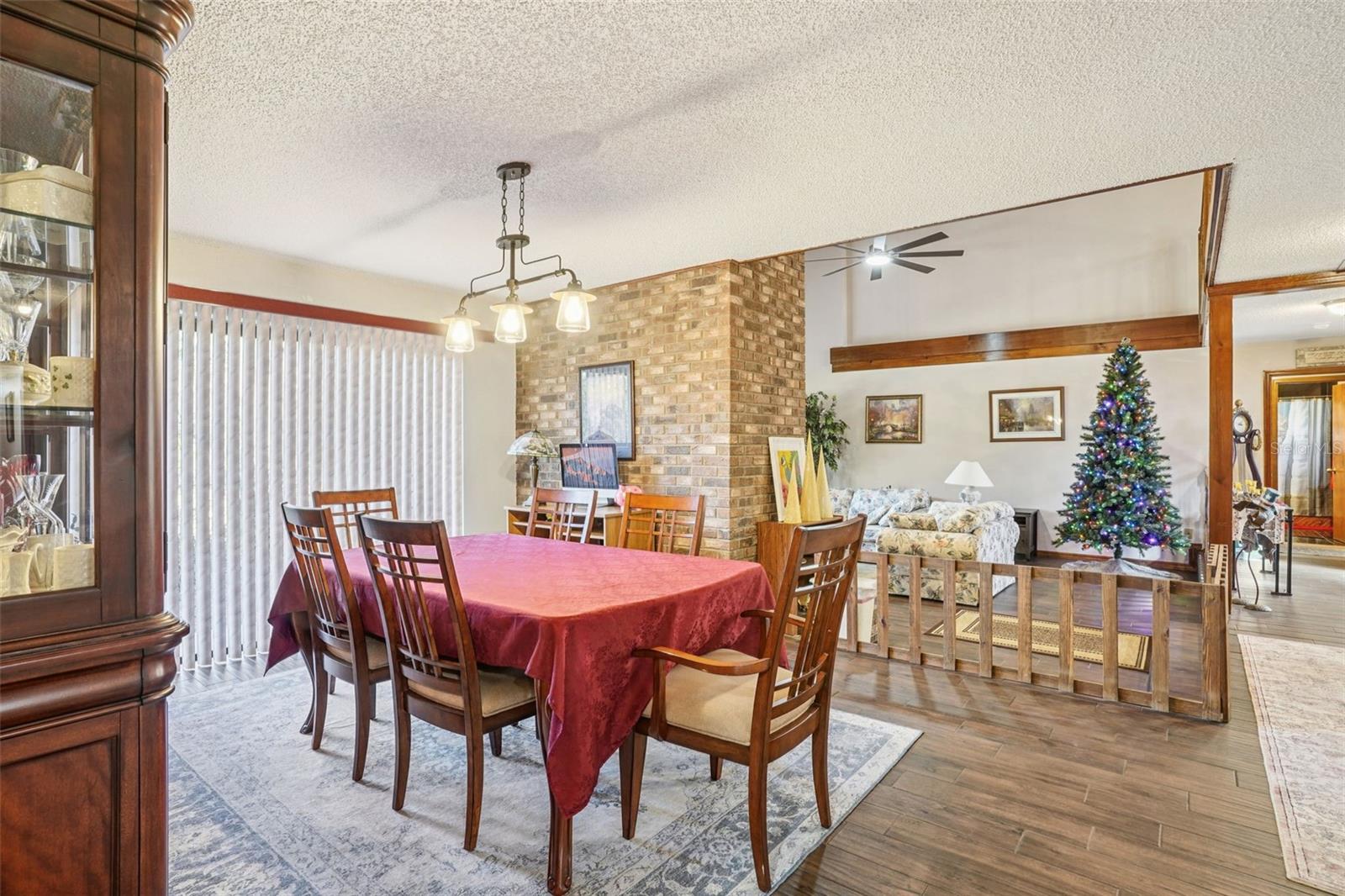 Image 19 of 78 For 29207 Old Mill W