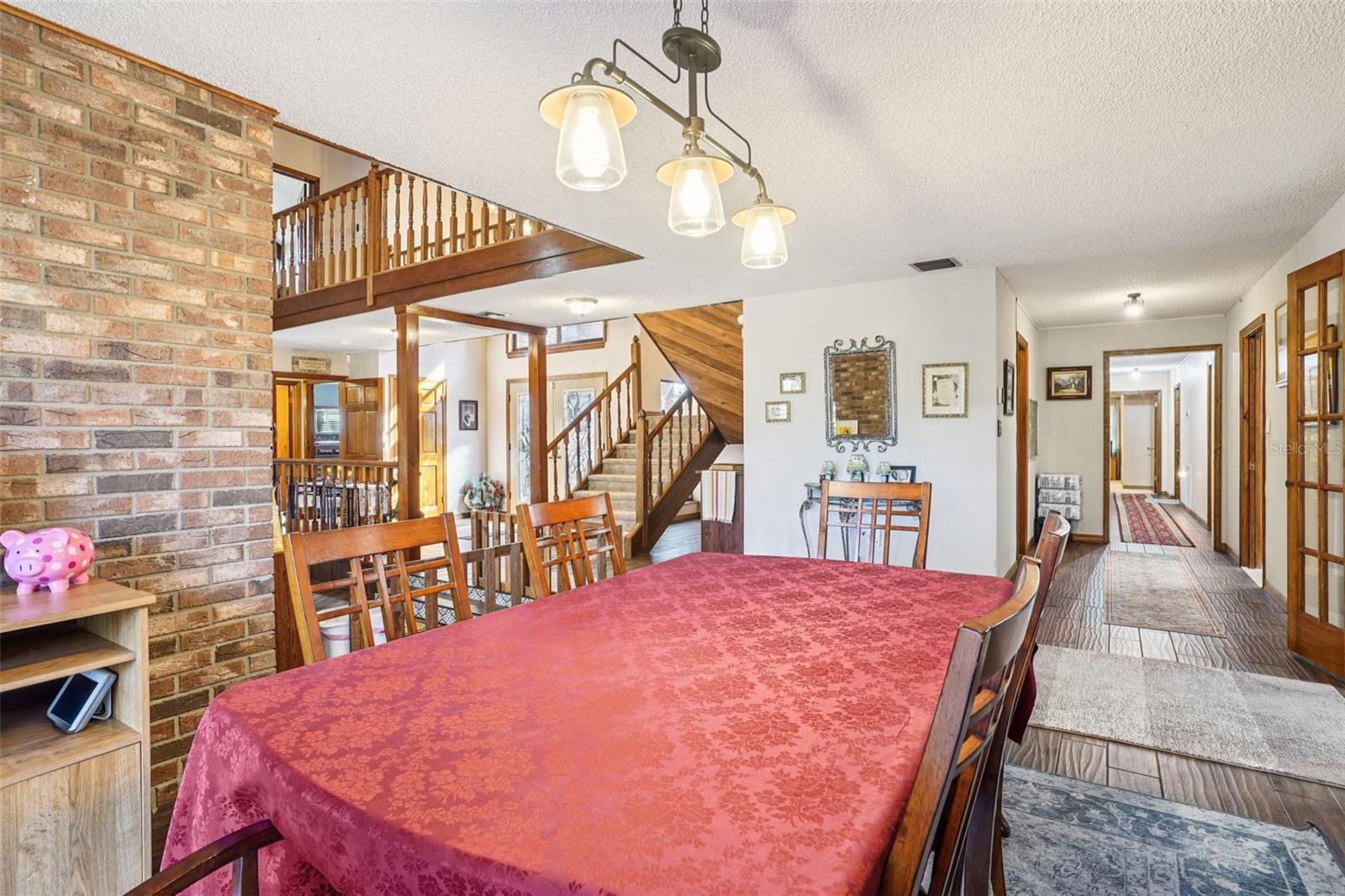 Image 20 of 78 For 29207 Old Mill W