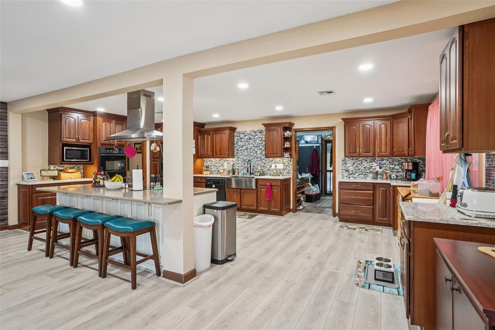 Image 23 of 78 For 29207 Old Mill W