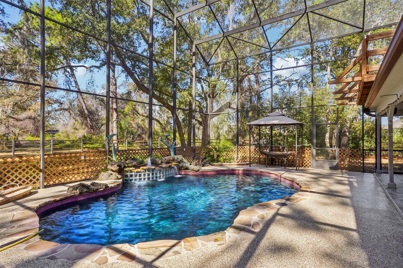 Image 4 of 78 For 29207 Old Mill W