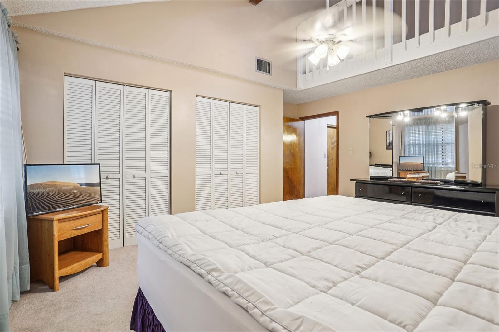 Image 42 of 78 For 29207 Old Mill W